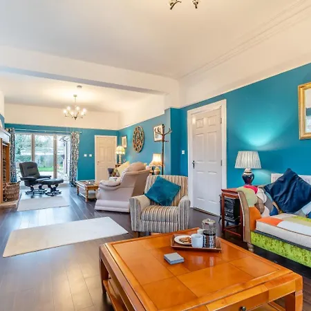 9 Bed In Oc-p30226 Hunmanby