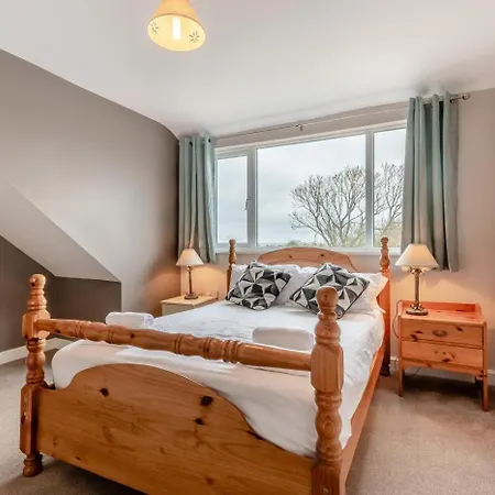 9 Bed In Oc-p30226 Hunmanby